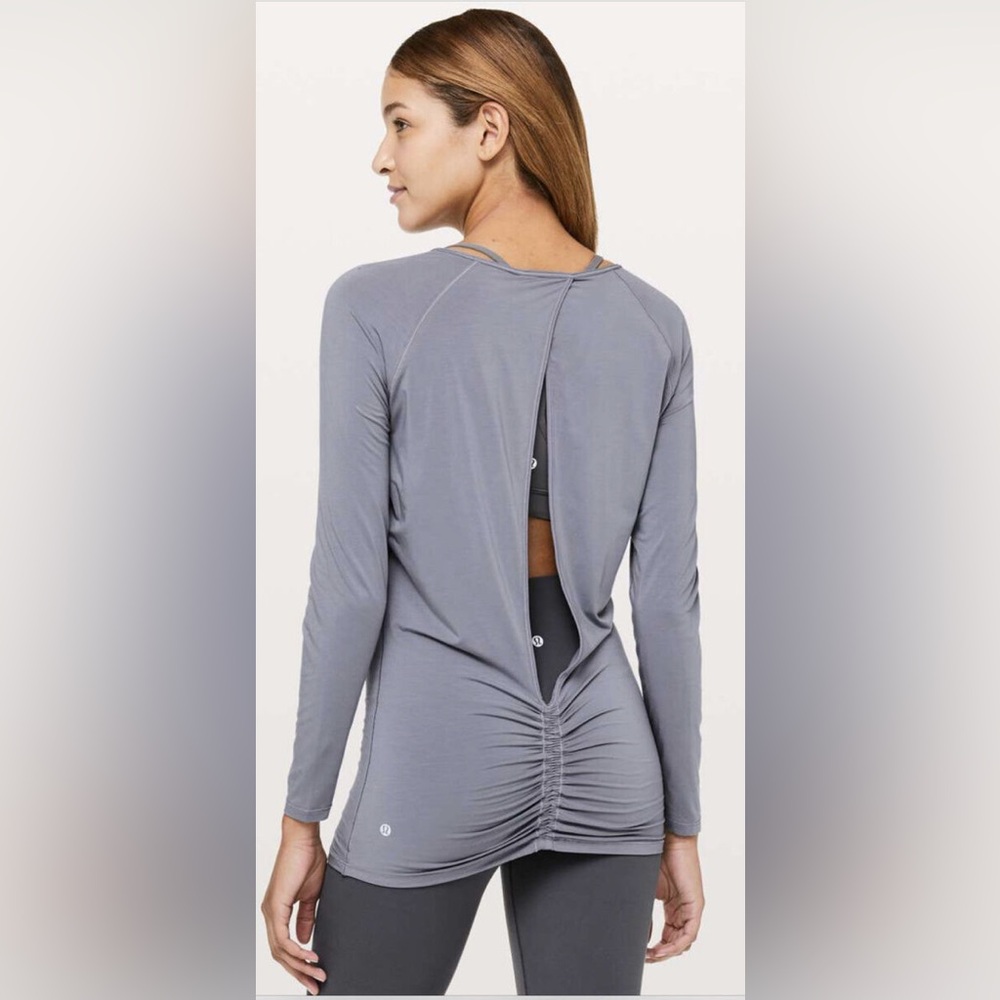 Athleta cinch keyhole cutout breathable active sport ruched draped tee top 8